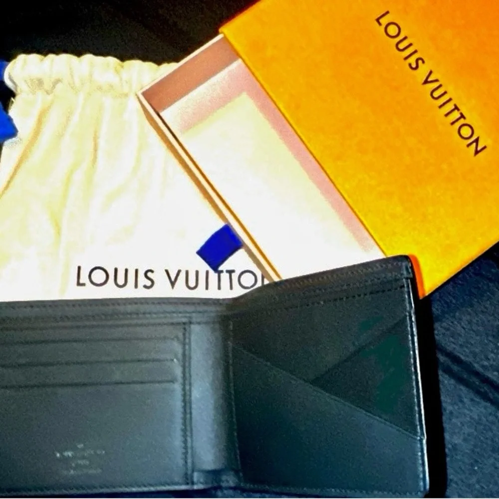 Louis Vuitton Portefeuille Multiple Bifold Wallet /Black/ Damier Infini Leather - Picture 3 of 14